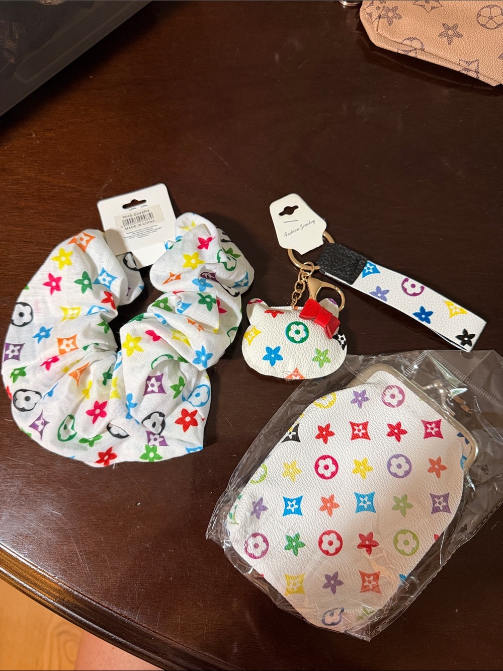 White Multicolor Scrunchie & Accessory Set